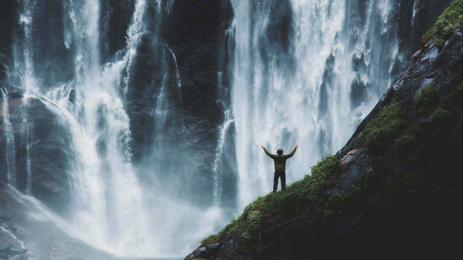Traveler Hiking Backpack Waterfall