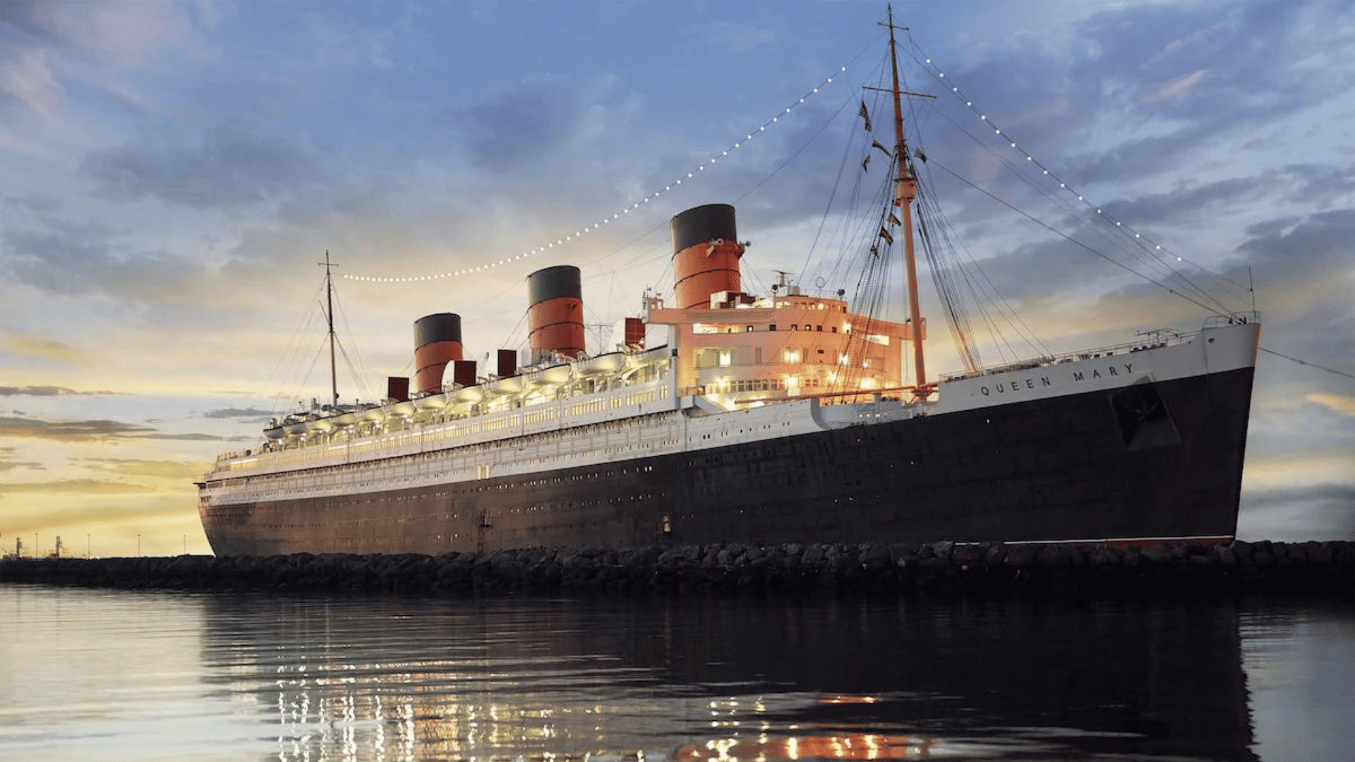 Queen Mary: Long Beach, California